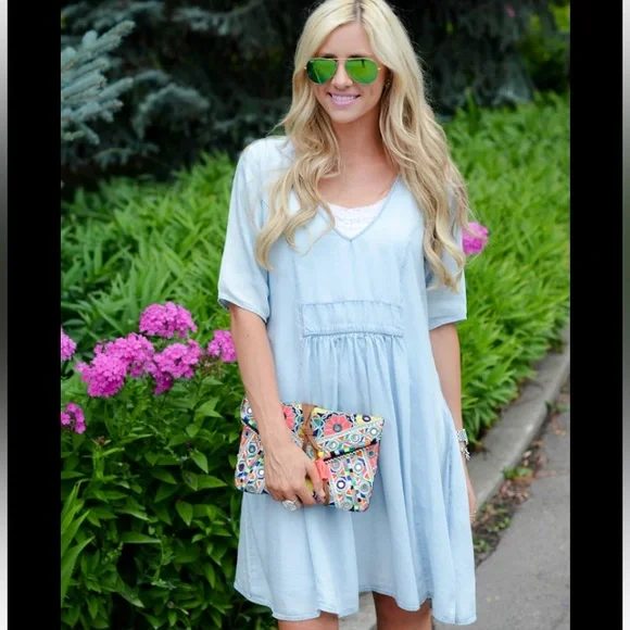 Anthro LA VIE Sam & Lavi Chambray Dress - Picture 2 of 6